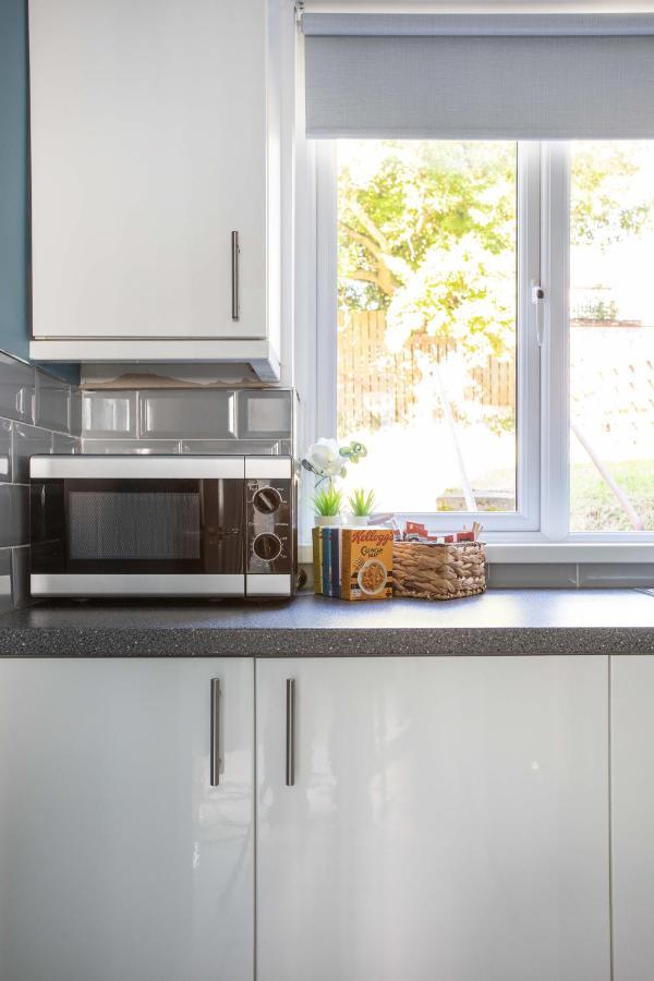Fully Refurbished North Belfast Home Экстерьер фото