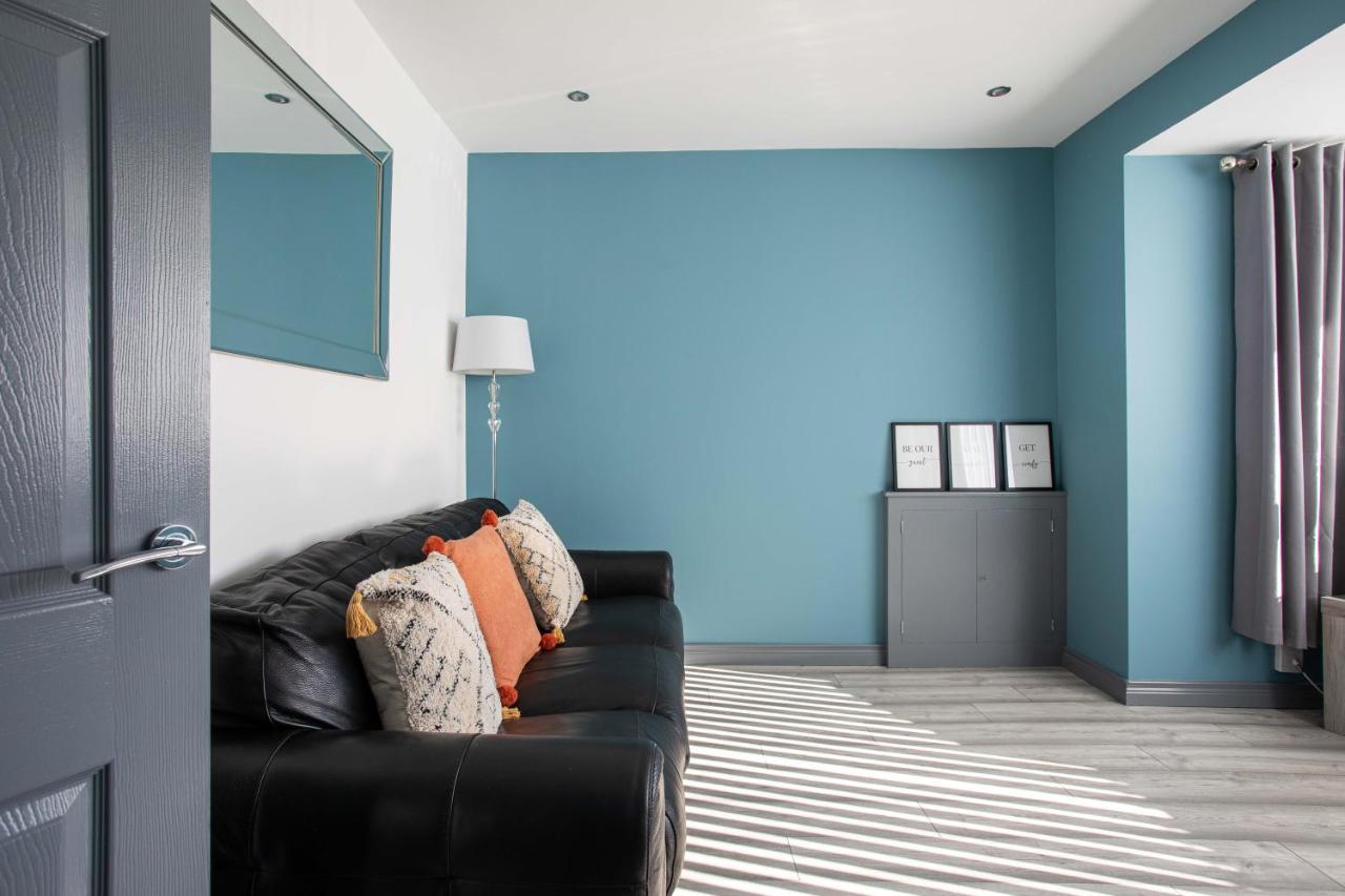 Fully Refurbished North Belfast Home Экстерьер фото